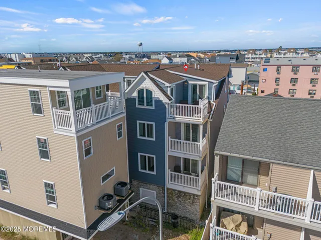 $899,900 | 20 Kearney Avenue, Unit 3, Seaside Heights, NJ 08751