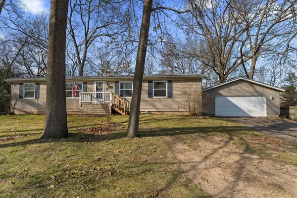 $199,900 | 21864 McCain Lane, Edwardsburg, MI 49112