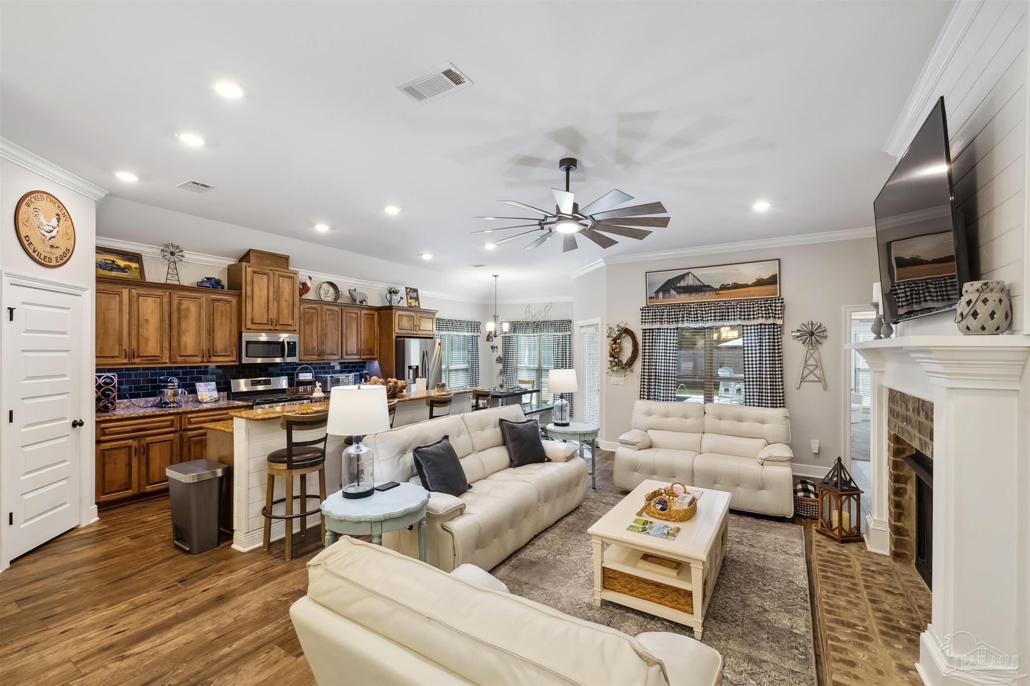 1500 Cadence Loop Cantonment, FL 32533 - Photo 18 of 46