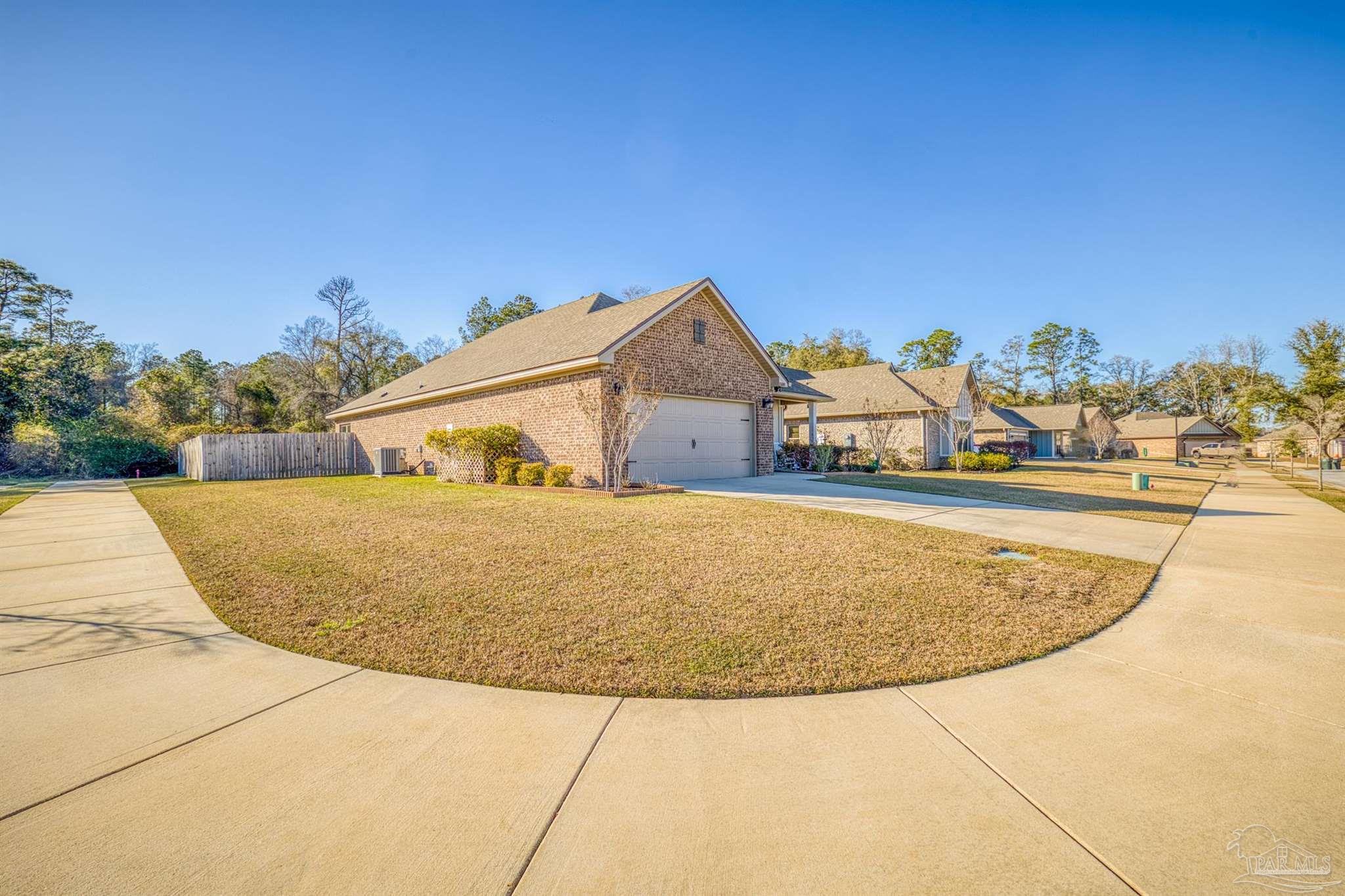 1500 Cadence Loop Cantonment, FL 32533 - Photo 2 of 46