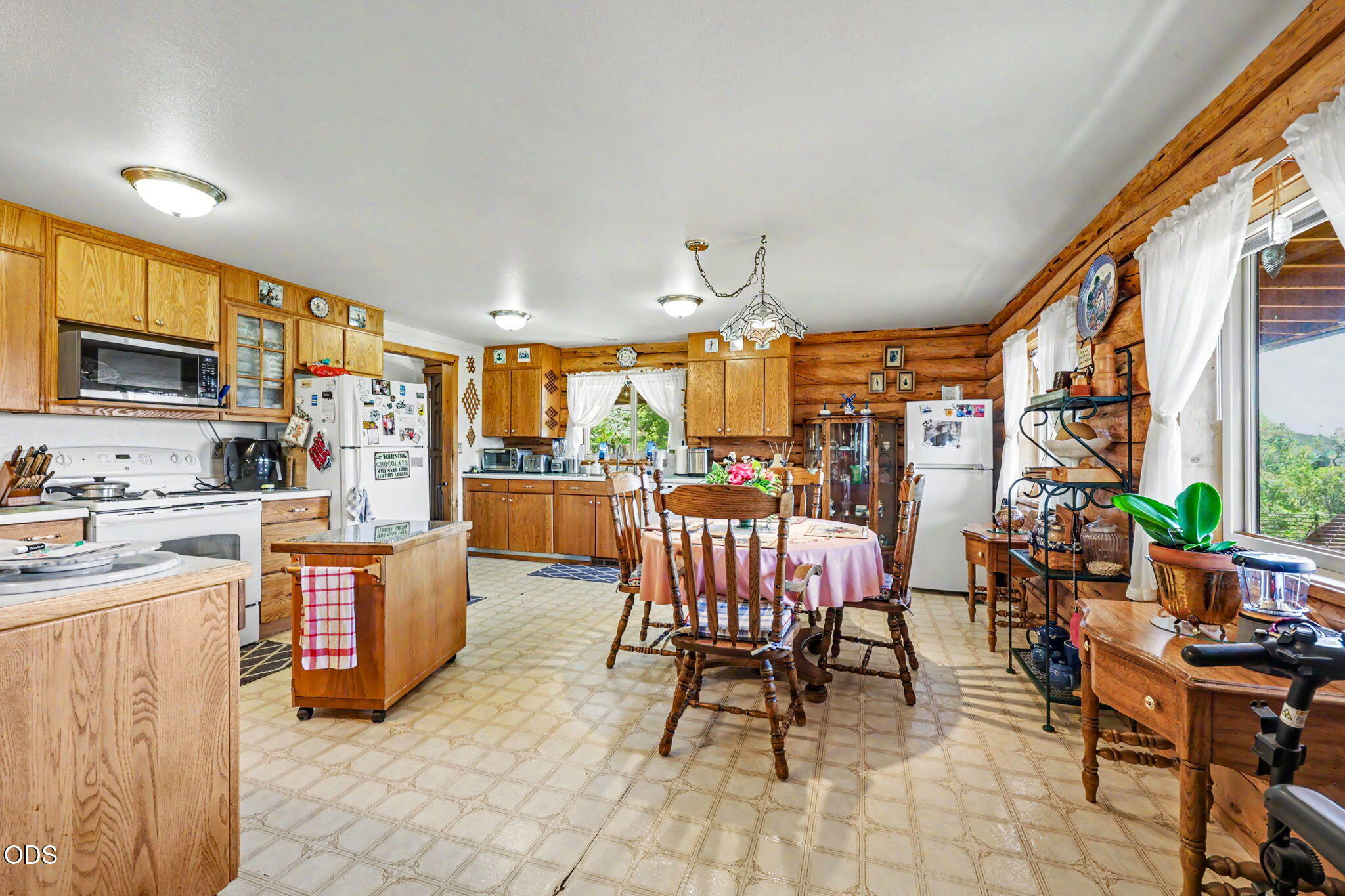 15336 Highway 62 Eagle Point, OR 97524 - Photo 14 of 50 14