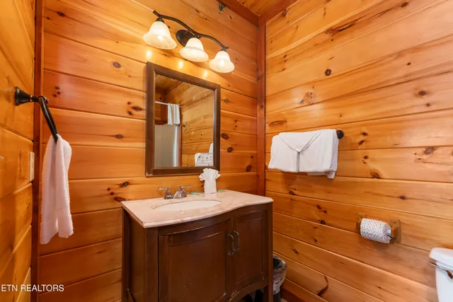 $1,159,999 | 1237 Bird Nest Way, Sevierville, TN 37862