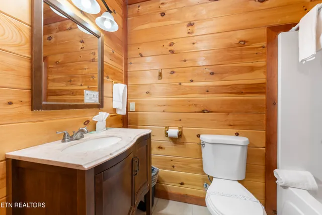 $1,159,999 | 1237 Bird Nest Way, Sevierville, TN 37862