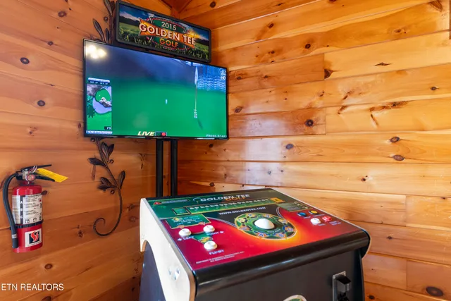 $1,159,999 | 1237 Bird Nest Way, Sevierville, TN 37862