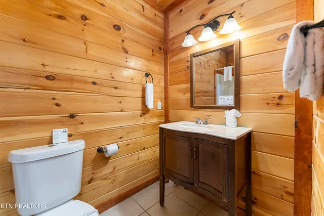 $1,159,999 | 1237 Bird Nest Way, Sevierville, TN 37862