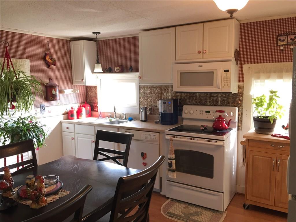 624 Greenfield Road Mercer, PA 16137 - Photo 4 of 14