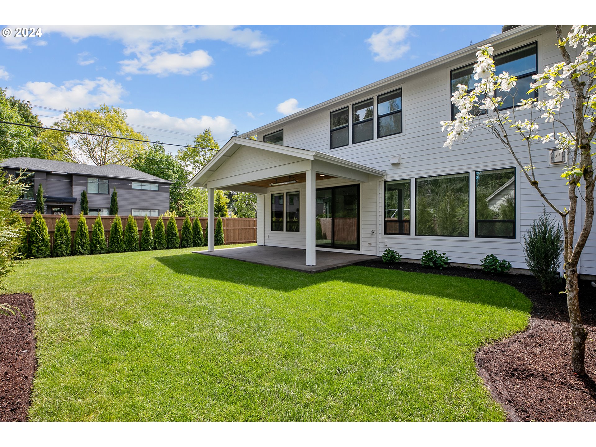 5525 Southwest Childs Road Lake Oswego, OR 97035 - Photo 45 of 48 Gallery Image 45