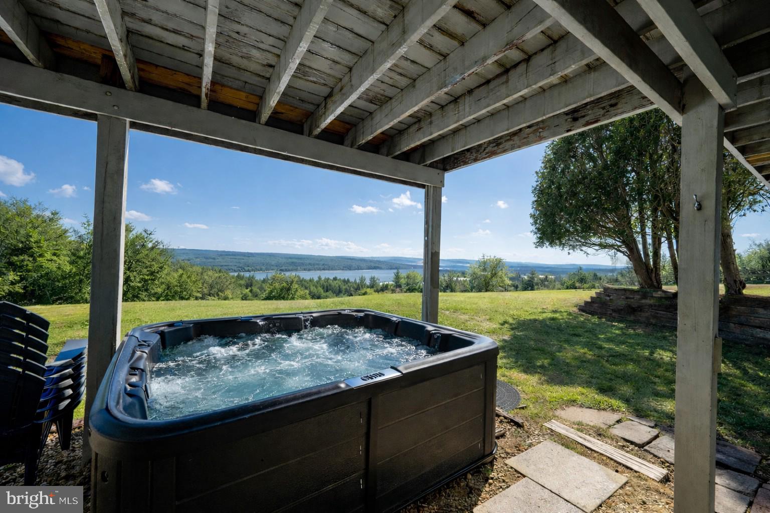 467 Paradise Ridge Road Oakland, MD 21550 - Photo 2 of 60