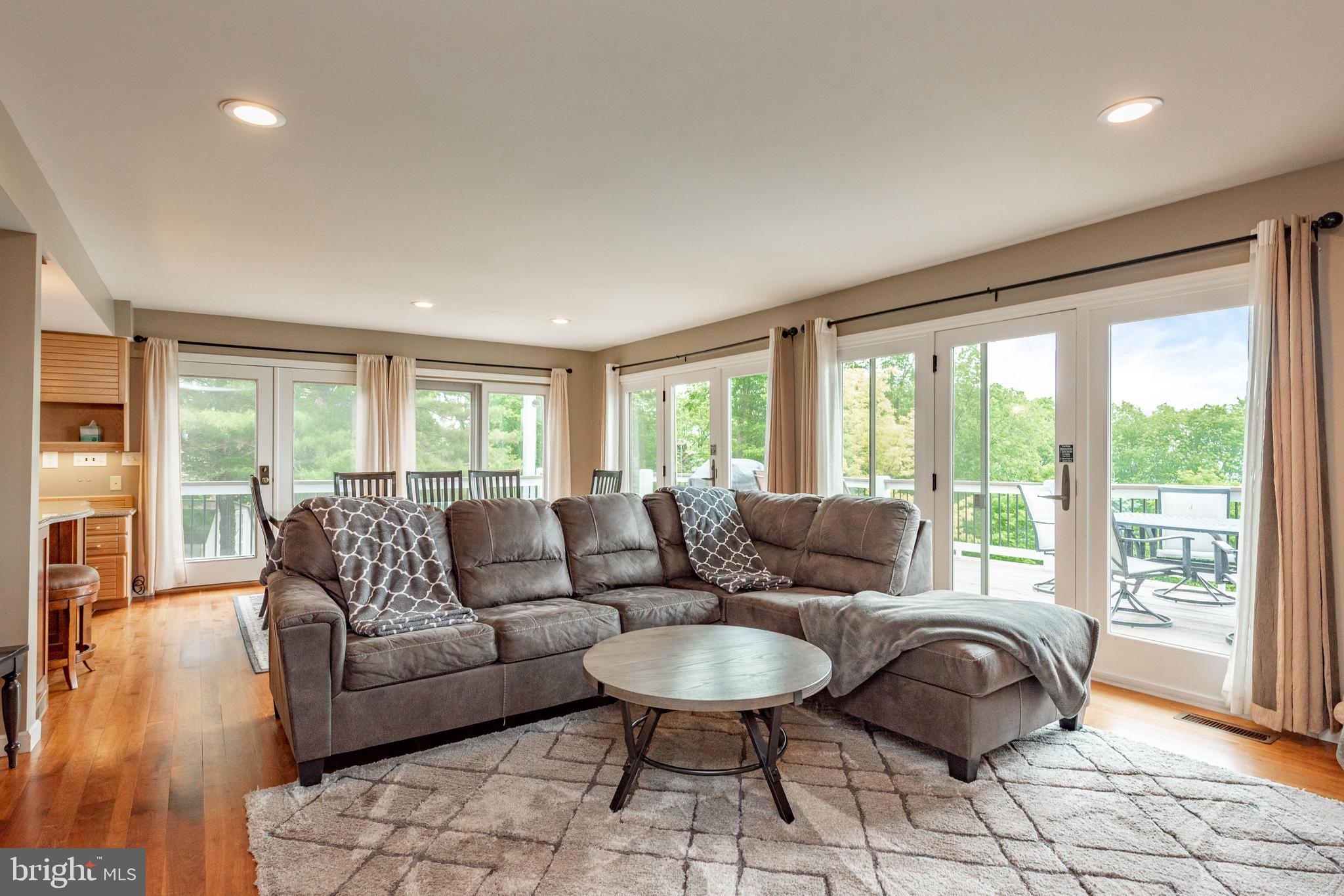 467 Paradise Ridge Road Oakland, MD 21550 - Photo 7 of 64 a living room with furniture and a large window