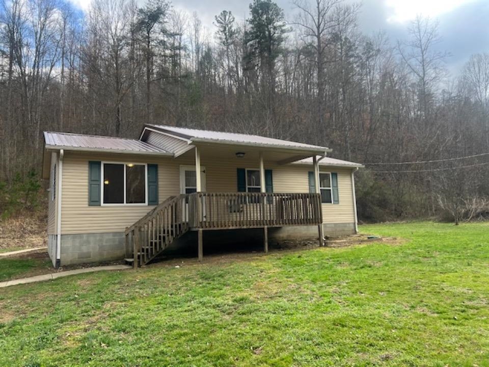 373 Mullins Hollow Road Sandy Hook, KY 41171 - Photo 2 of 17