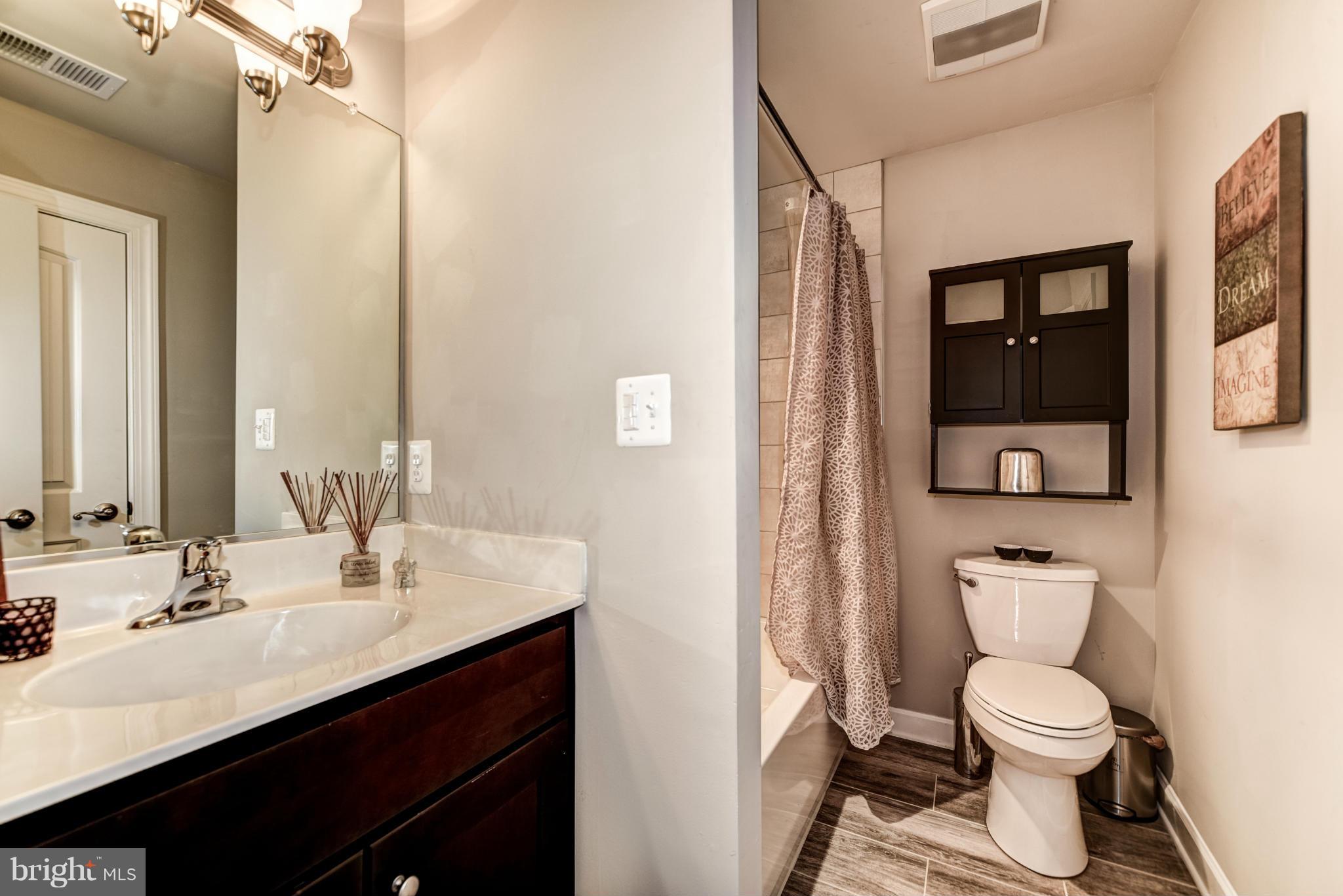 5808 Ipswich Road Bethesda, MD 20814 - Photo 24 of 30 Bath
