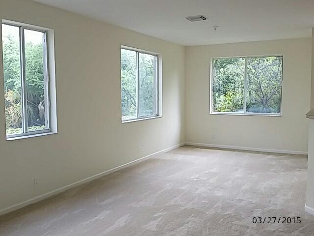 3221 Laurel Ridge Circle Riviera Beach, FL 33404 - Photo 2 of 14 living room