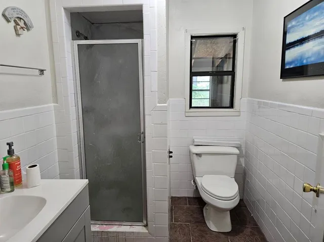 $490,000 | 1018 An County Road 2301, Tennessee Colony, TX 75861