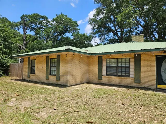 $490,000 | 1018 An County Road 2301, Tennessee Colony, TX 75861