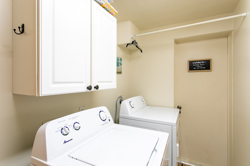541 D Sand Bend Kerrville, TX 78028 - Photo 25 of 41 a utility room with dryer and washer