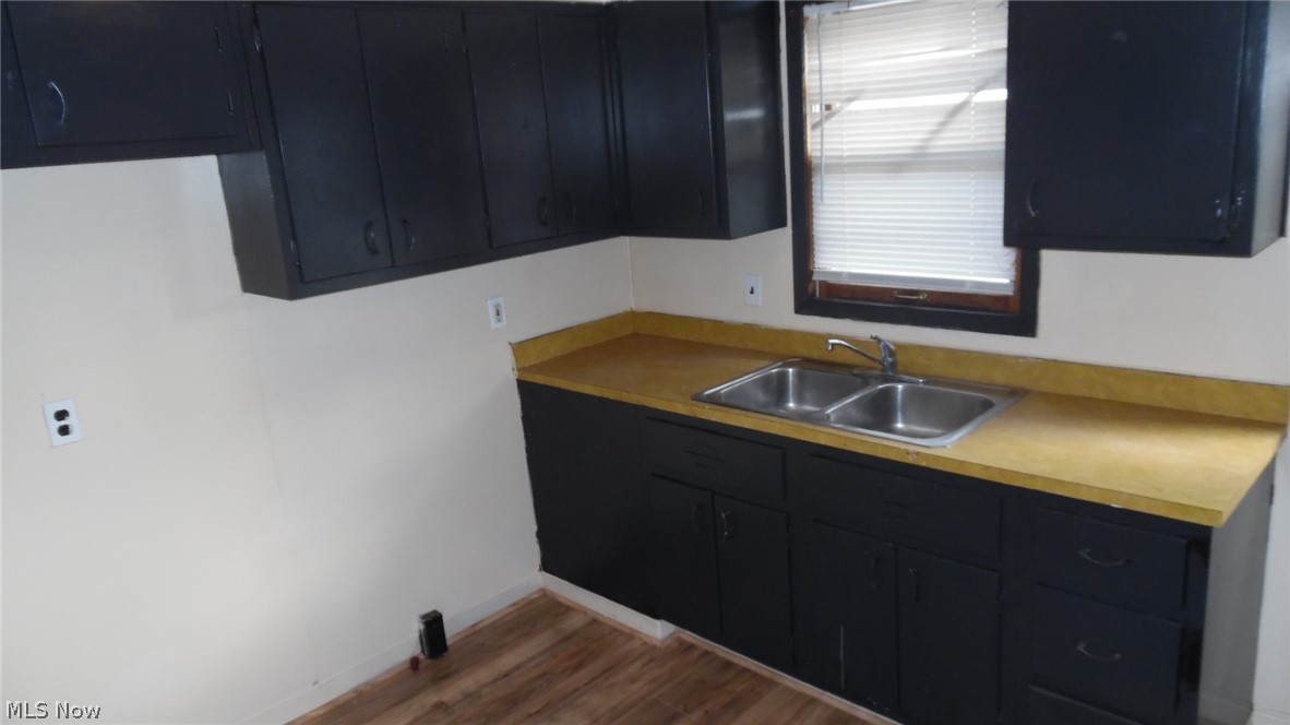 11432 Hempstead Road Garfield Heights, OH 44125 - Photo 8 of 29