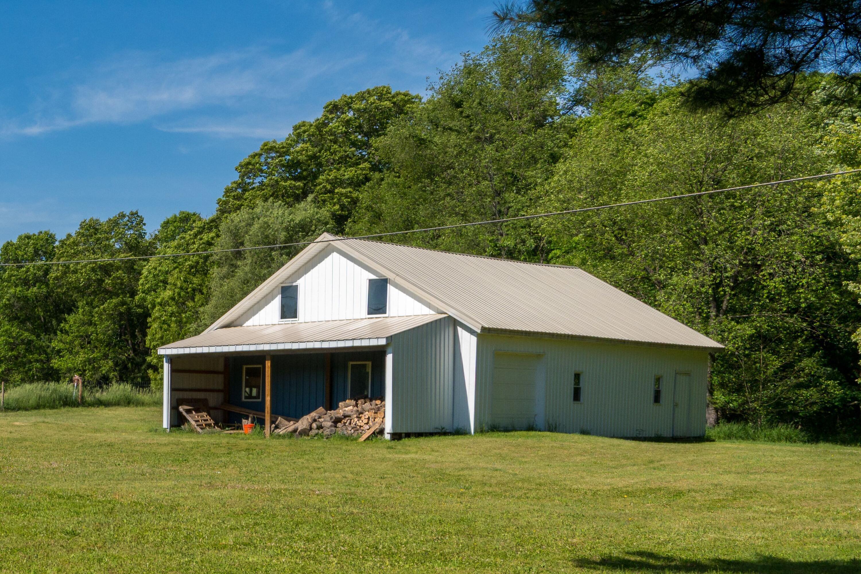 16077 Highway 216 Three Rivers, MI 49093 - Photo 17 of 25 021_crs_3748_112