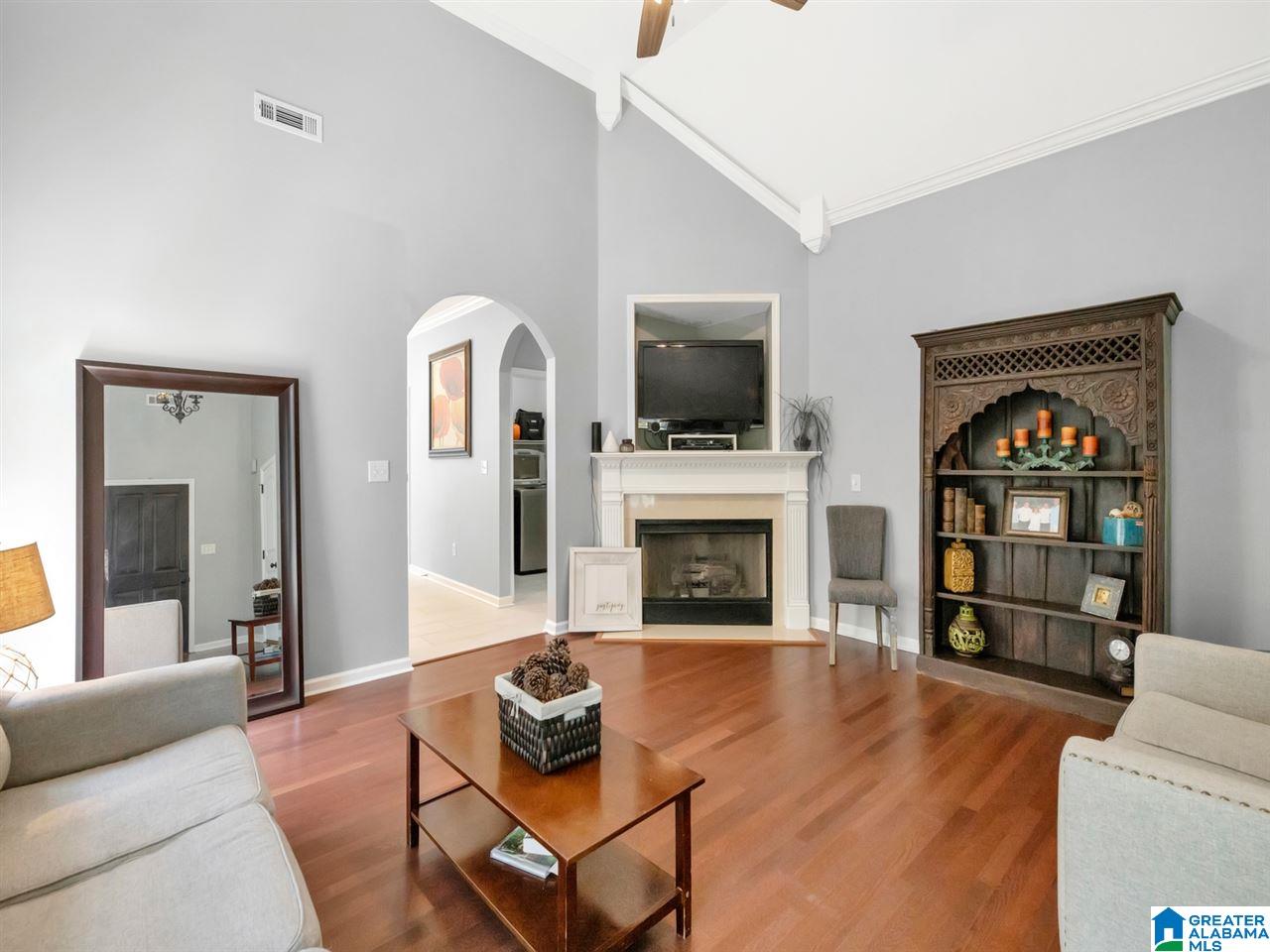 427 Reed Way Kimberly, AL 35091 - Photo 3 of 26 Gallery Image 3