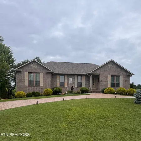 $610,000 | 3119 Falcon Drive, Maryville, TN 37803