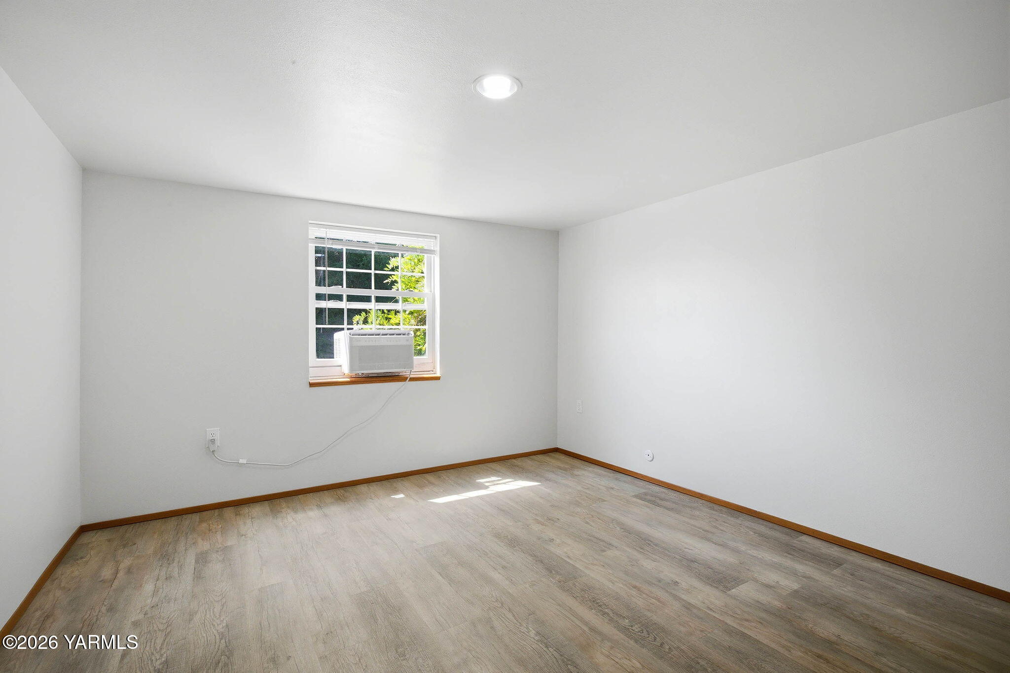 2809 South Wiley Road Yakima, WA 98903 - Photo 13 of 15 Bedroom