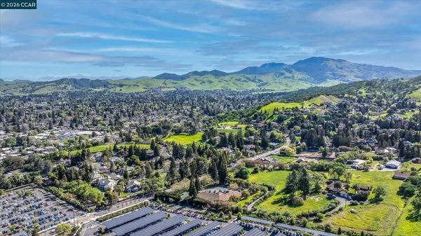 $825,000 | 722 Tampico, Walnut Creek, CA 94598