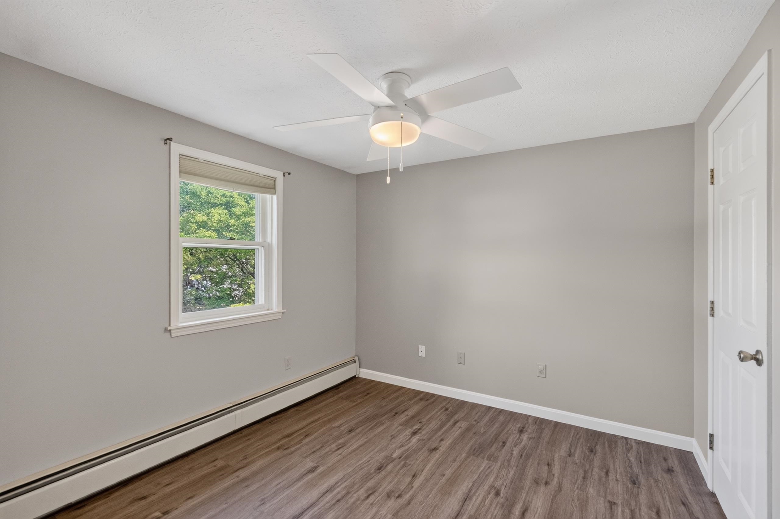 94 Pullman Street Manchester, NH 03103 - Photo 19 of 37