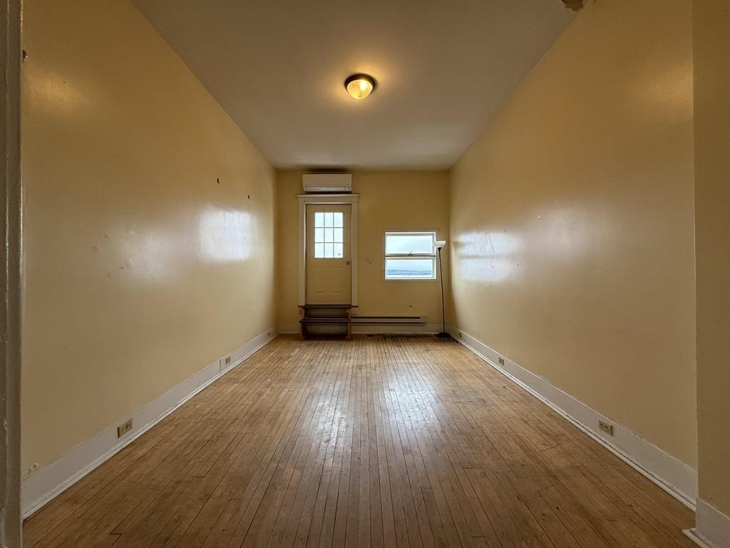 415 Main Street West, Unit 5 Ashland, WI 54806 - Photo 2 of 8