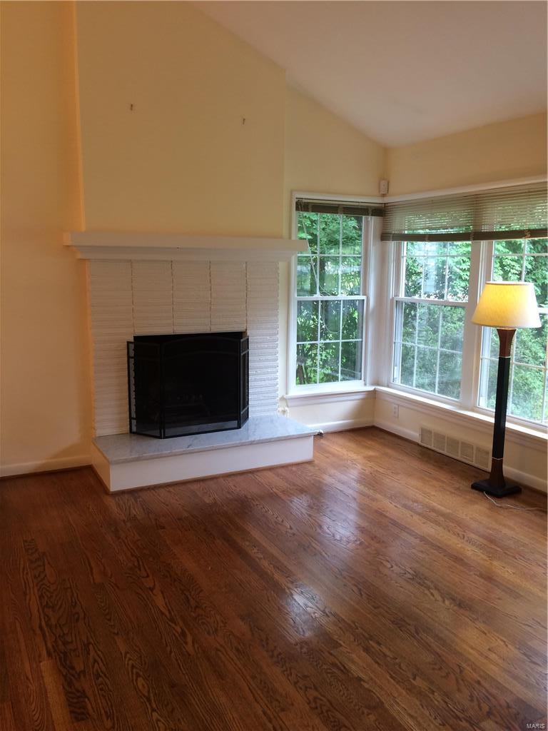 9550 Litzsinger Road Ladue, MO 63124 - Photo 7 of 12 Gallery Image 7