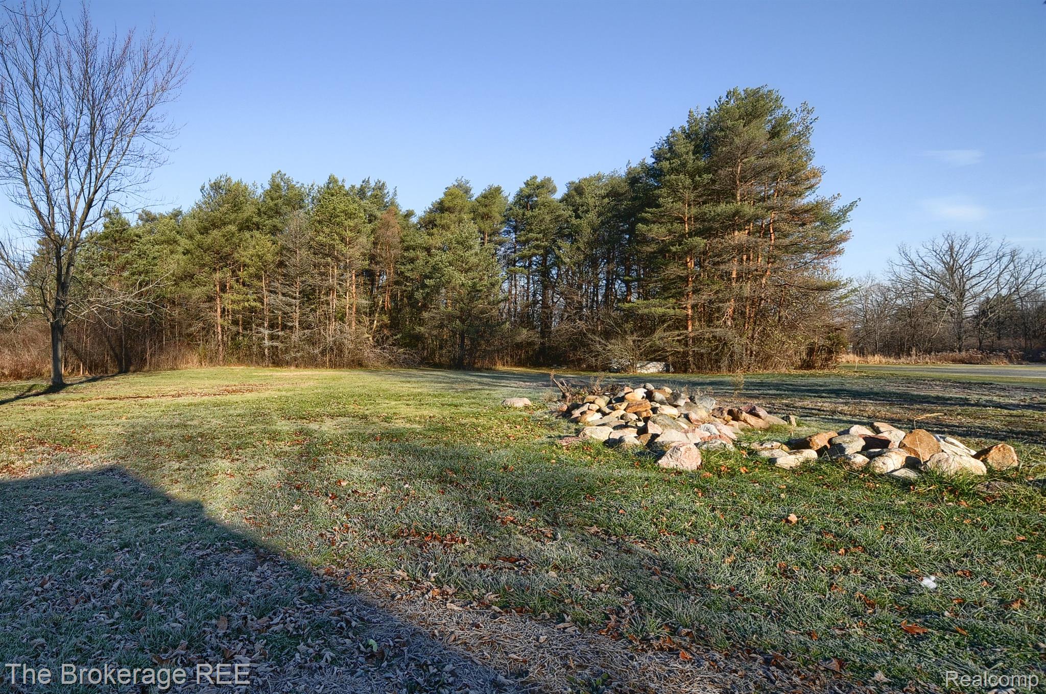 6290 Corunna Road Flint, MI 48532 - Photo 12 of 60 Gallery Image 12