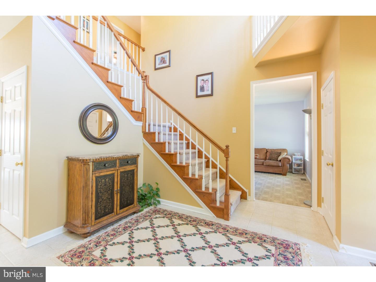 5013 Hiffletrayer Road Green Lane, PA 18054 - Photo 3 of 25 Foyer