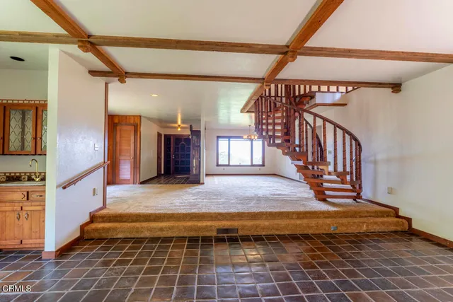 $1,675,000 | 33451 Little Valley Road, Fort Bragg, CA 95437