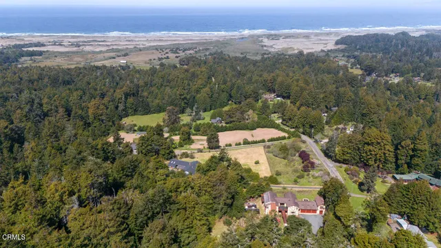 $1,675,000 | 33451 Little Valley Road, Fort Bragg, CA 95437