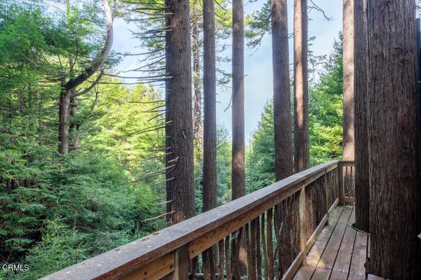 $1,575,000 | 33451 Little Valley Road, Fort Bragg, CA 95437