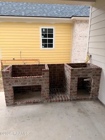 $499,999 | 223 Trail Pointe Drive, Scott, LA 70583