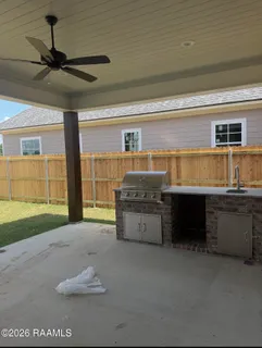$499,999 | 223 Trail Pointe Drive, Scott, LA 70583