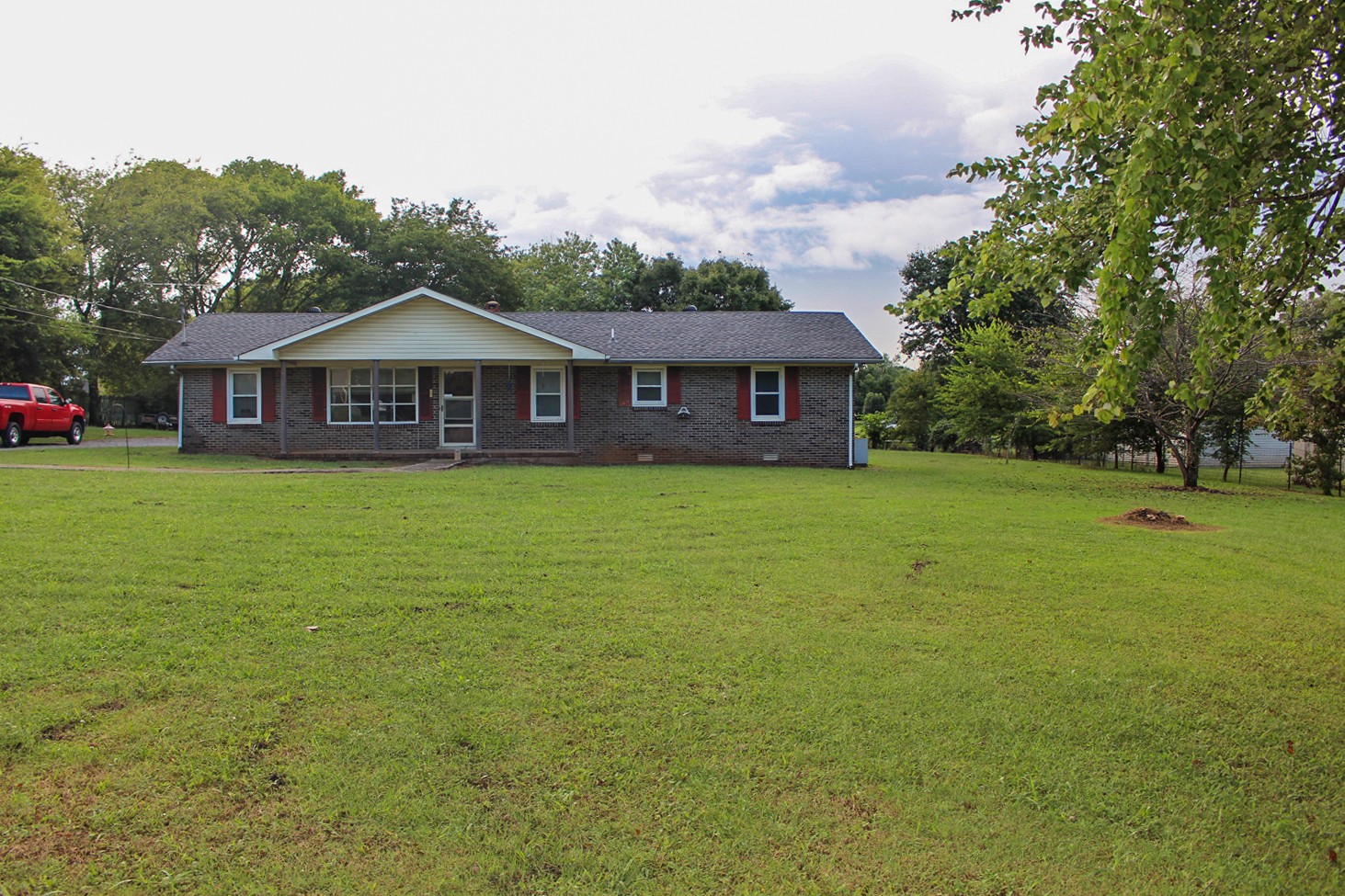 3209 Florence Road Murfreesboro, TN 37129 - Photo 4 of 16 Gallery Image 4