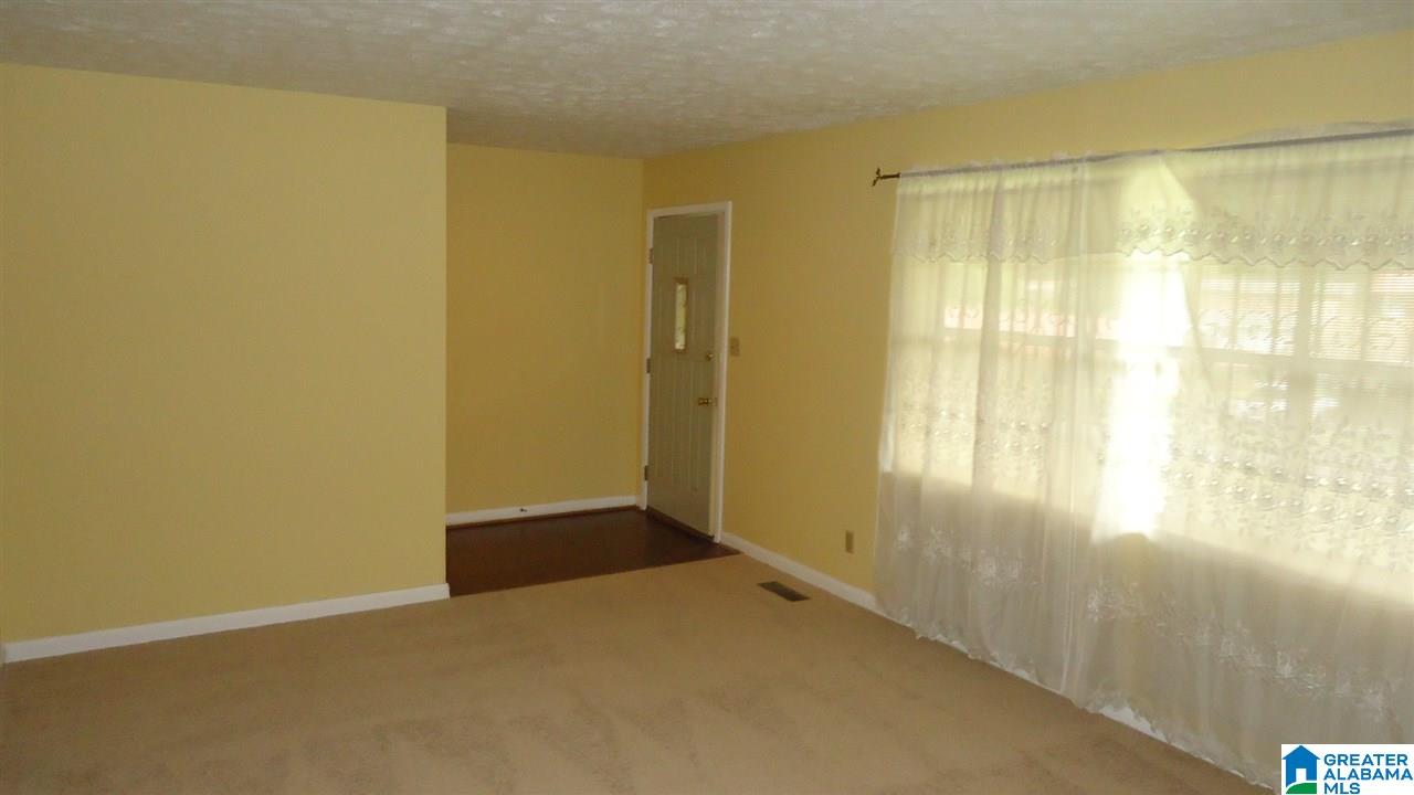 2211 Simpson Street Anniston, AL 36201 - Photo 11 of 27