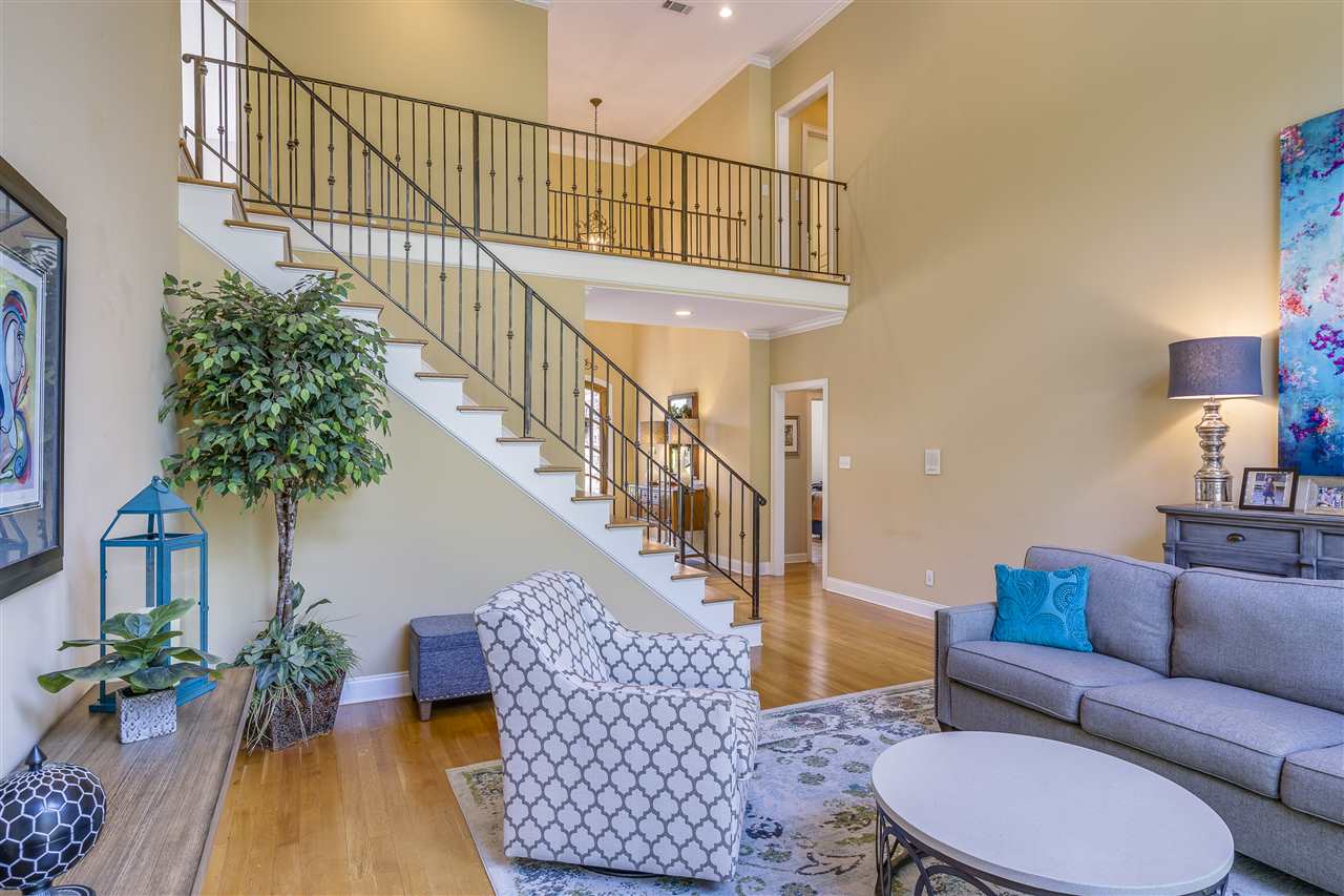 1045 Fall Springs Road Collierville, TN 38017 - Photo 6 of 25