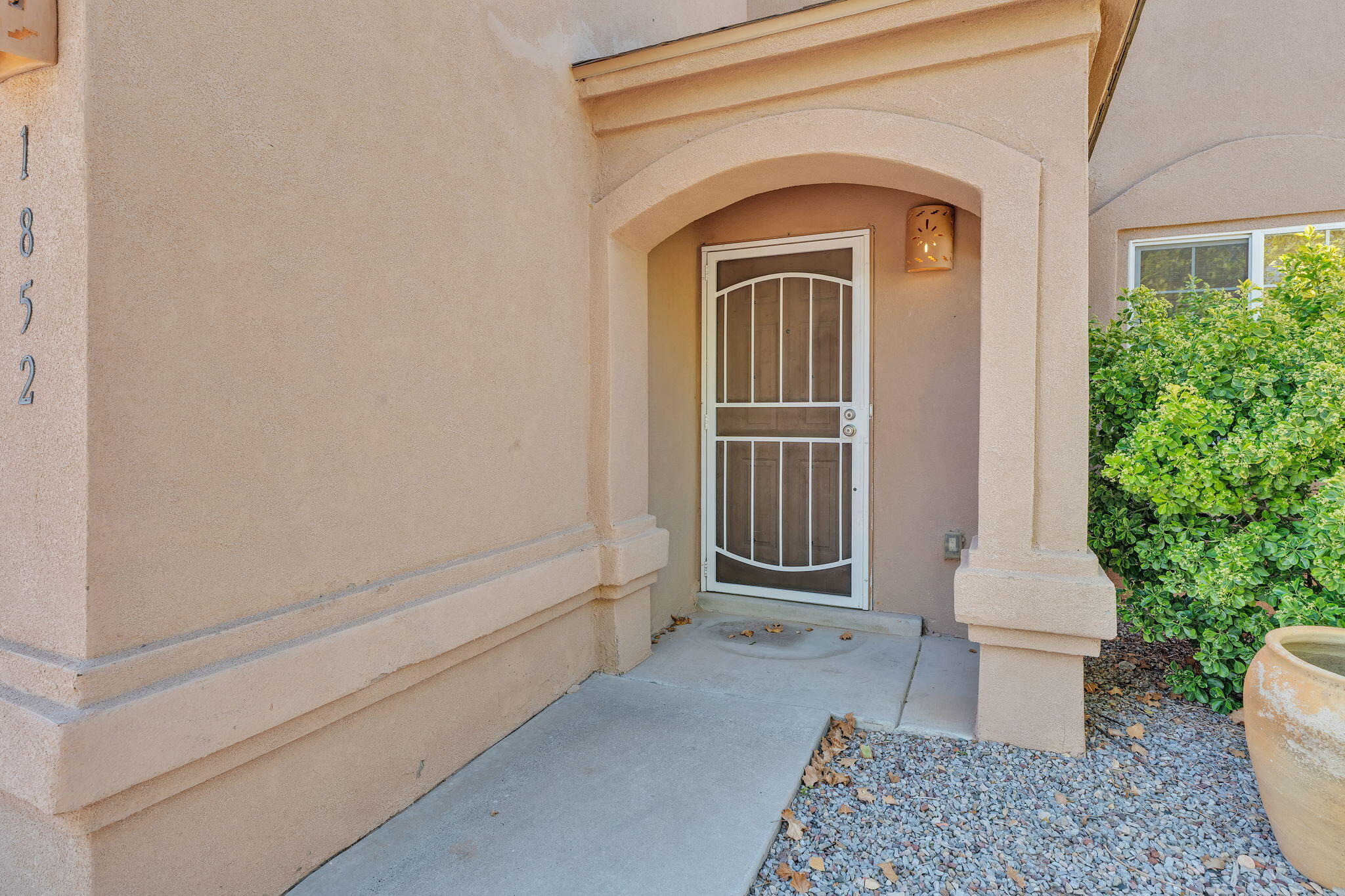 1852 Gallinas Road Rio Rancho, NM 87144 - Photo 18 of 22 Gallery Image 18
