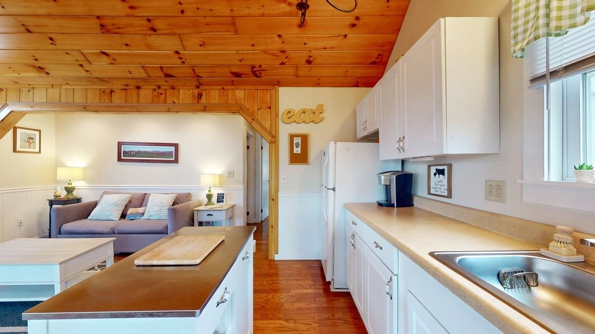 350 West Shore Road Salisbury, VT 05769 - Photo 14 of 28