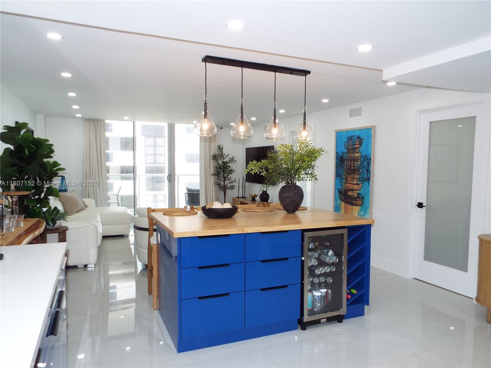 5701 Collins Avenue, Unit 1619 Miami Beach, FL 33140 - Photo 9 of 77