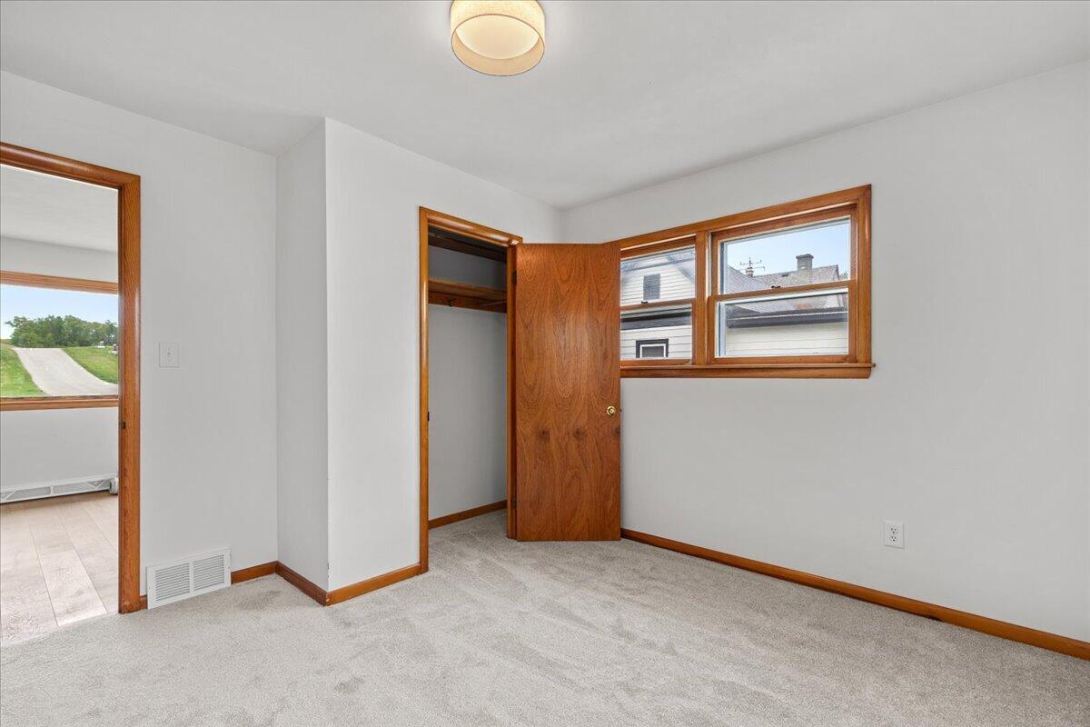 3776 Hubertus Road Richfield, WI 53033 - Photo 15 of 27 Main Floor Bedroom