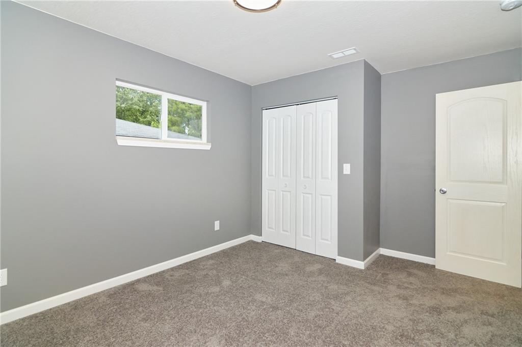 455 Howard Road Greenwood, IN 46142 - Photo 11 of 20 Gallery Image 11
