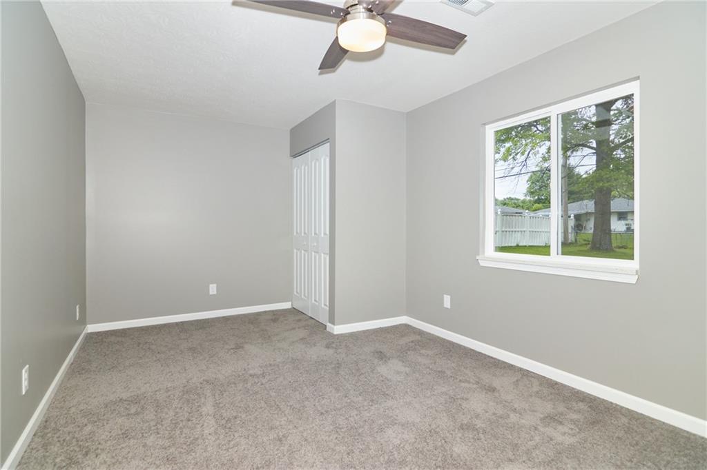 455 Howard Road Greenwood, IN 46142 - Photo 13 of 20 Gallery Image 13