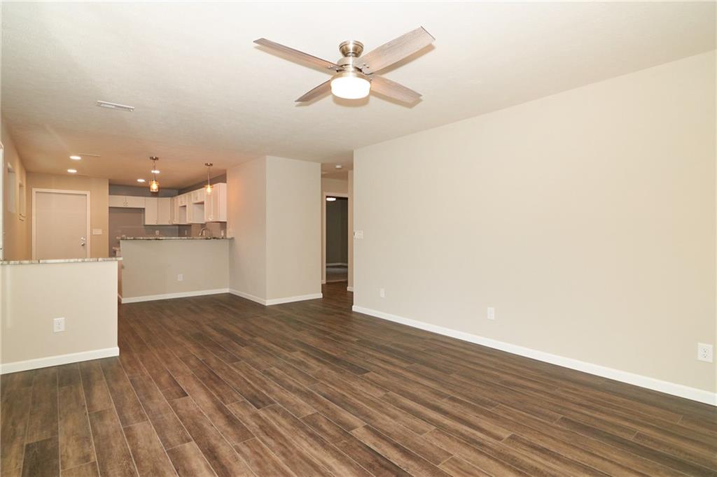 455 Howard Road Greenwood, IN 46142 - Photo 6 of 20 Gallery Image 6