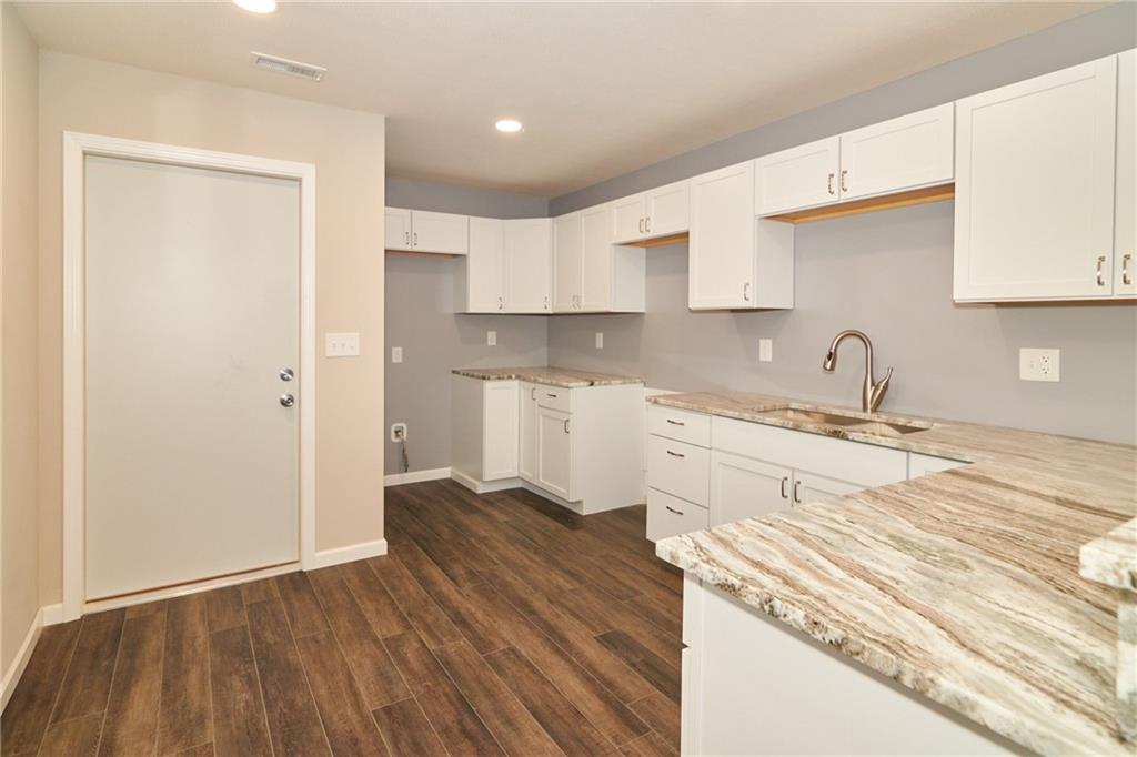 455 Howard Road Greenwood, IN 46142 - Photo 8 of 20 Gallery Image 8