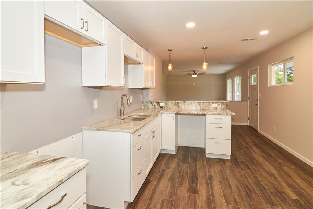 455 Howard Road Greenwood, IN 46142 - Photo 9 of 20 Gallery Image 9