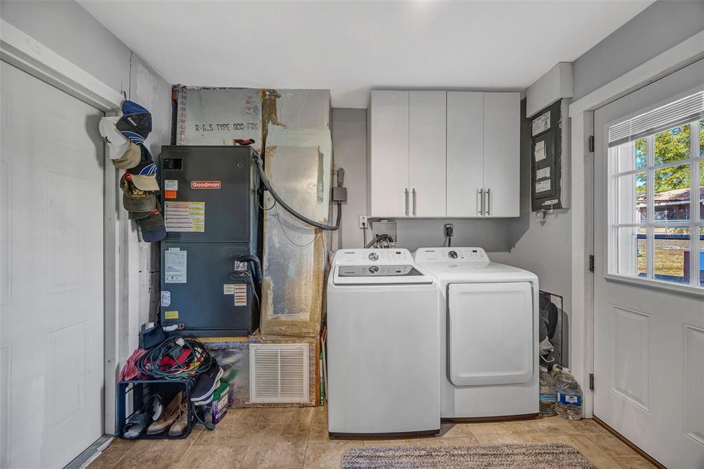 1225 Northeast 2nd Street Crystal River, FL 34429 - Photo 14 of 52