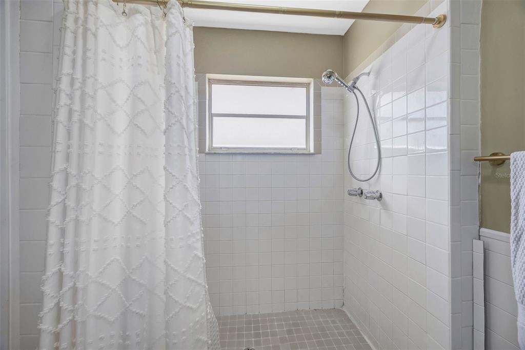 1225 Northeast 2nd Street Crystal River, FL 34429 - Photo 35 of 52