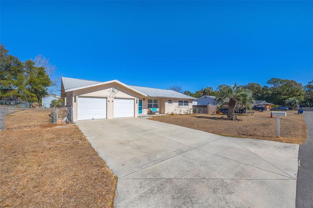 1225 Northeast 2nd Street Crystal River, FL 34429 - Photo 5 of 52